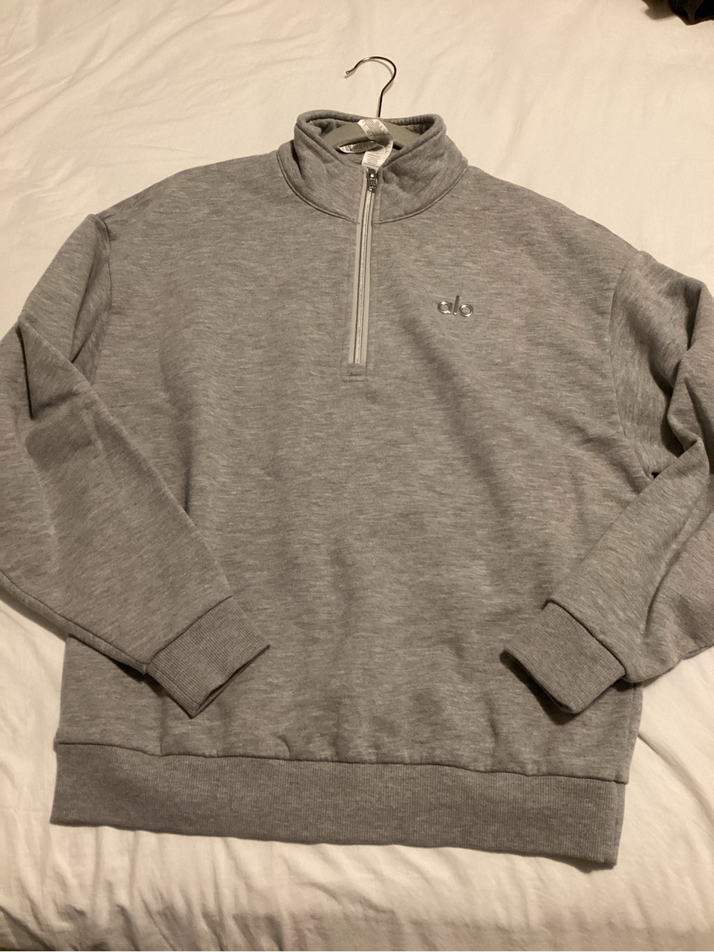 Alo Yoga Accolade Gray Quarter-Zip Sweatshirt Pullover